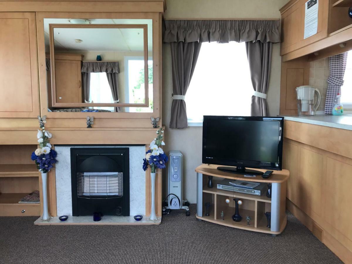 Вилла 8 Berth Sunnymede Инголдмелс Экстерьер фото