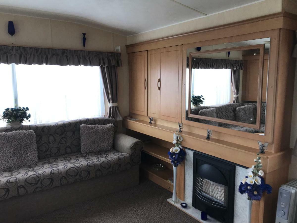 Вилла 8 Berth Sunnymede Инголдмелс Экстерьер фото